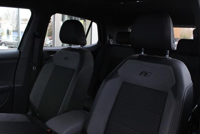 Volkswagen T-Cross 1.0 TSI Style Business R 2x-R-LINE DSG,LED,VIRTUAL,BEATS