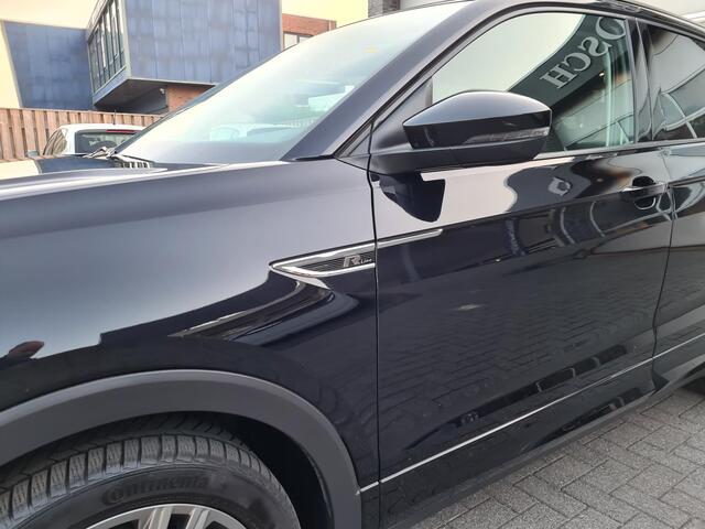 Volkswagen T-Cross 1.0 TSI life R-line navi