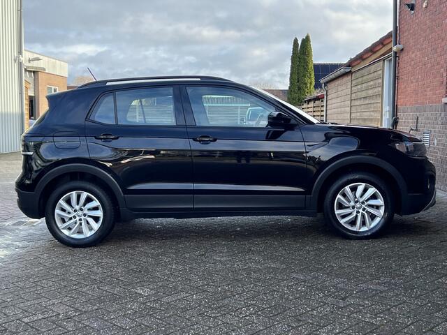 Volkswagen T-Cross 1.0 TSI Life | AUTOMAAT | NAVIGATIE | STOELVERWARMING |