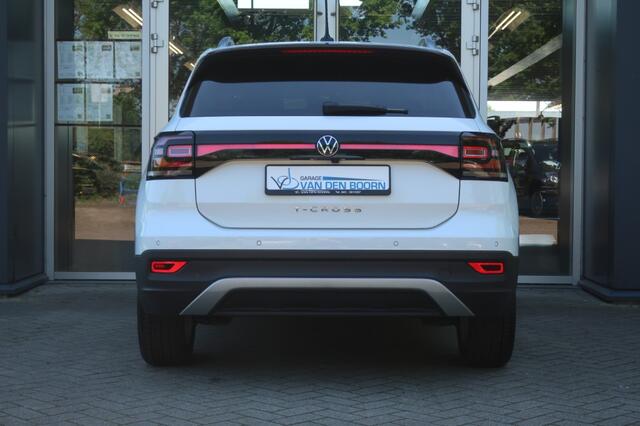 Volkswagen T-Cross 1.0 TSI, PDC Rondom, Apple Carplay/ Android Auto, Clima, etc.