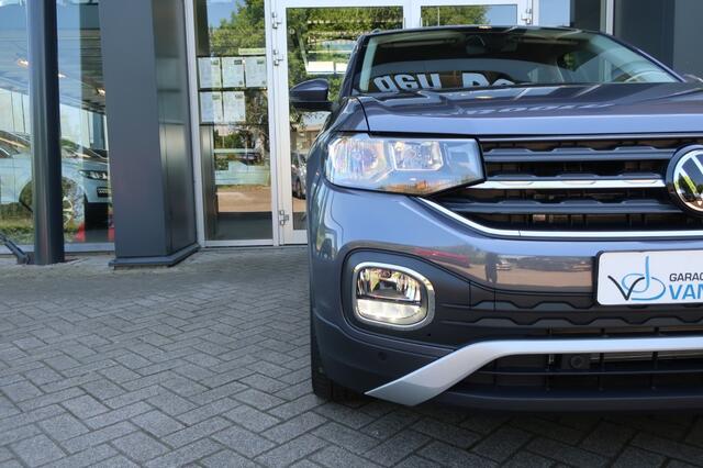 Volkswagen T-Cross 1.0 TSI, Trekhaak, Apple Carplay/ Android Auto, Clima, etc.