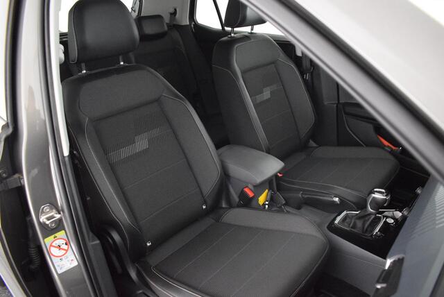 Volkswagen T-Cross 1.0 TSI 116pk DSG Style Executive Trekhaak Camera Keyless Led Navigatie