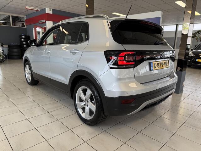 Volkswagen T-Cross 1.0 TSI 116PK Style *LED*LM17*KEYL*ADAP*TREKHAAK*
