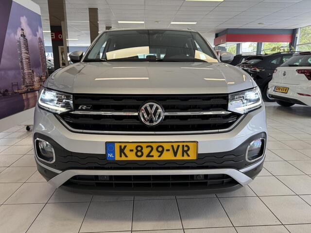 Volkswagen T-Cross 1.0 TSI 116PK Style *LED*LM17*KEYL*ADAP*TREKHAAK*