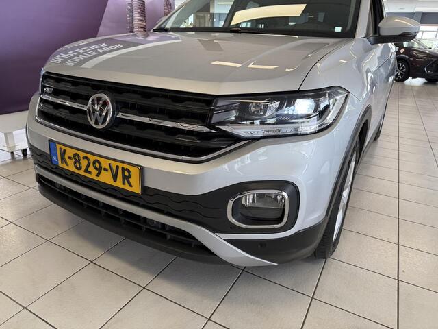 Volkswagen T-Cross 1.0 TSI 116PK Style *LED*LM17*KEYL*ADAP*TREKHAAK*