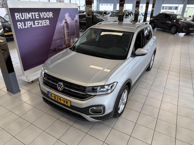 Volkswagen T-Cross 1.0 TSI 116PK Style *LED*LM17*KEYL*ADAP*TREKHAAK*