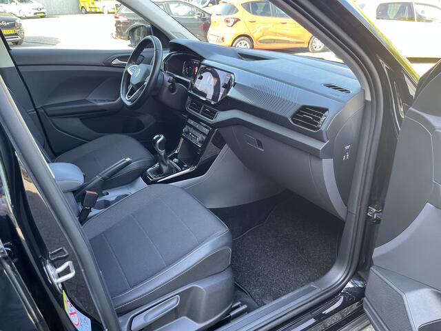 Volkswagen T-Cross 1.0 TSI 110PK Black Design Pack Virtual Cockpit