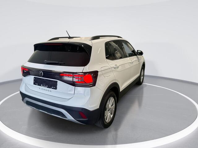 Volkswagen T-Cross 1.0 Tsi 95pk · Apple/Android Car Play · P-Sensoren · ACC · DAB · 16'' Inch · Garantie t/m Maart 2026