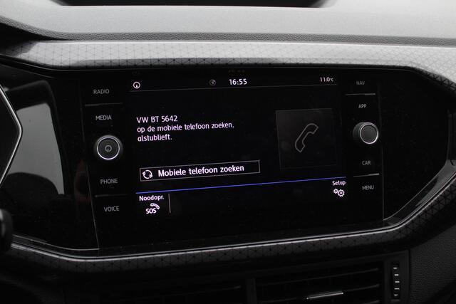 Volkswagen T-Cross 1.0 TSI Life / Trekhaak / Navigatie / Parkeerhulp V+A / Apple CarPlay /16'' / Getint glas / Stoelverwarming / ACC