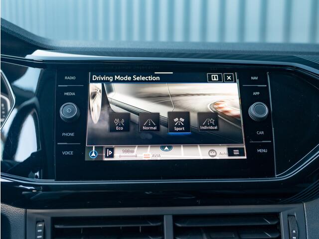 Volkswagen T-Cross 1.0 TSI Style | IQ Light | 18'' | Camera | Side Assist | Virtual Cockpit | Navi | Prijs Rijklaar!!