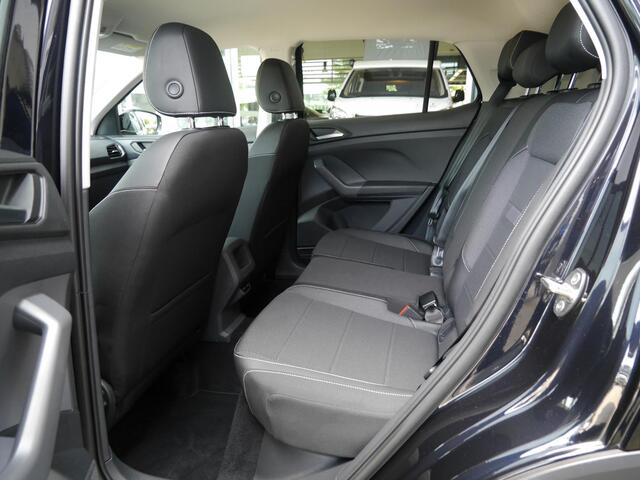 Volkswagen T-Cross 1.0 TSI Style | Keyless entry & start | Navigatie | Parkeersensoren | Lichtmetalen velgen | Climate control | Trekhaak | Adaptive cruise control | Led