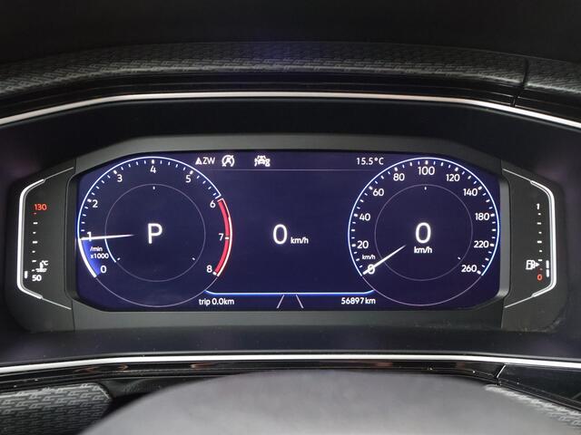 Volkswagen T-Cross 1.0 TSI Style | 115 PK | Automaat | Achteruitrijcamera | Navigatiesysteem | Beats audio | R-Line |