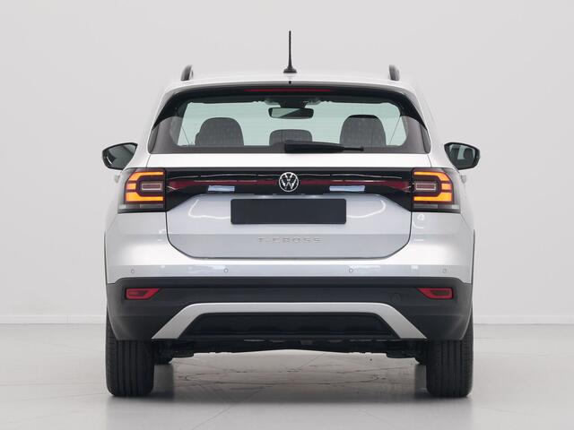 Volkswagen T-Cross 1.0 TSI 95pk Life Navi via App Pdc Airco Acc 211