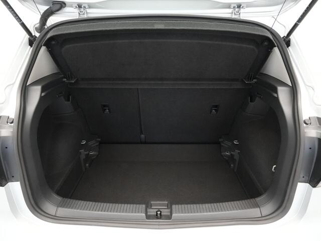Volkswagen T-Cross 1.0 TSI 95pk Life Navi via App Pdc Airco Acc 211