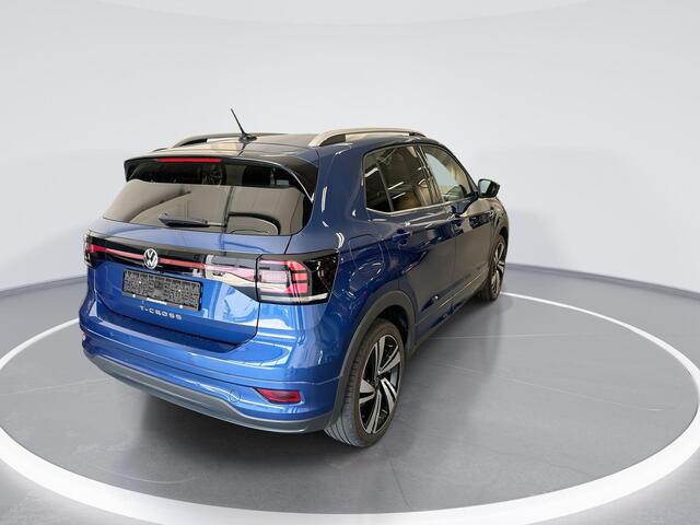 Volkswagen T-Cross 1.0 Tsi 110pk DSG R-Line · Apple/Android Car Play · Camera · P-Sensoren · Navi · Stoelverwarming · 18'' Inch ·