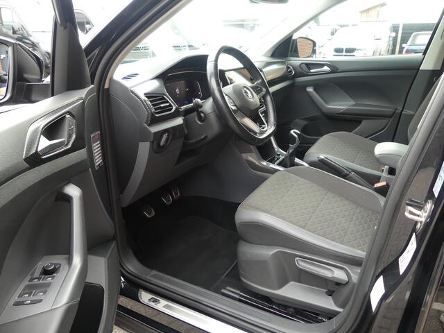 Volkswagen T-Cross 1.0 TSI R-Line