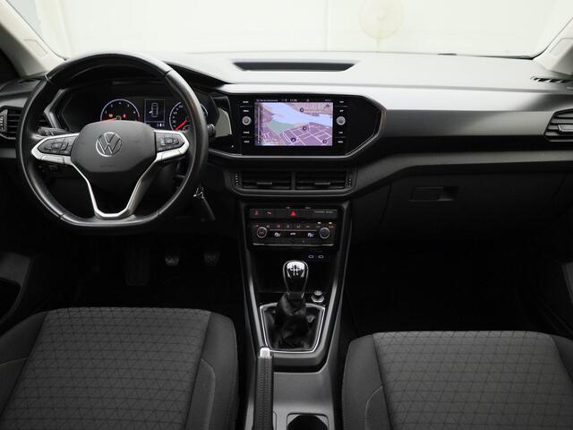 Volkswagen T-Cross 1.0TSI/95PK Life · Navigatie · Parkeersensoren · Climate-control