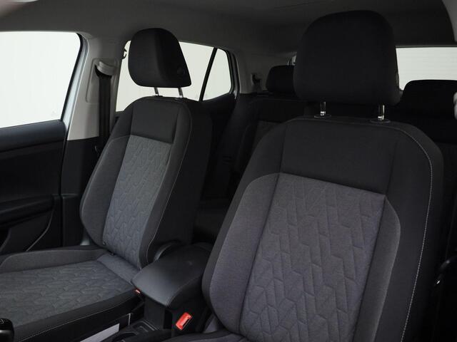 Volkswagen T-Cross 1.0TSI/95PK Life Edition · Apple/Android Car Play · ACC · Clima · DAB · P-Sensoren · 16"Velgen · Elek. Inklapbare Spiegels · Garantie t/m 01-05-2026 of 100.000km