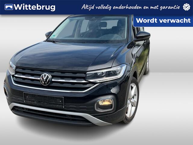 Volkswagen T-Cross 1.0 TSI 110PK Style / Digitale Cockpit / LED / Achteruitrijcamera / Stoelverwarming / Dodehoek Sensor / Draadloze App-Connect