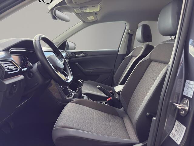 Volkswagen T-Cross 1.0 TSI 81kW Style | Stoelverwarming | Digitaal dashboard | Camera & Parkeersensors |