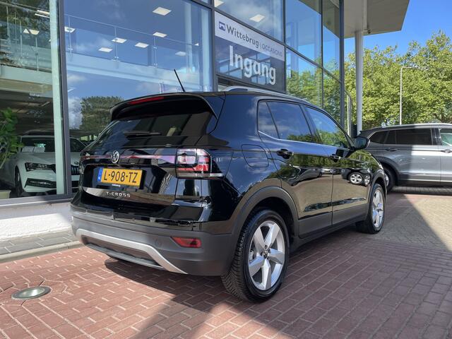 Volkswagen T-Cross 1.0 TSI Style / Led koplampen / Getint glas / Virtual Cockpit / Climate control / Navigatie / DSG
