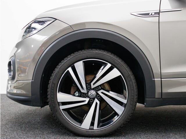 Volkswagen T-Cross 1.0 TSI Style R Line | DSG | ACC | Virtual Cockpit | NAVI | Carp