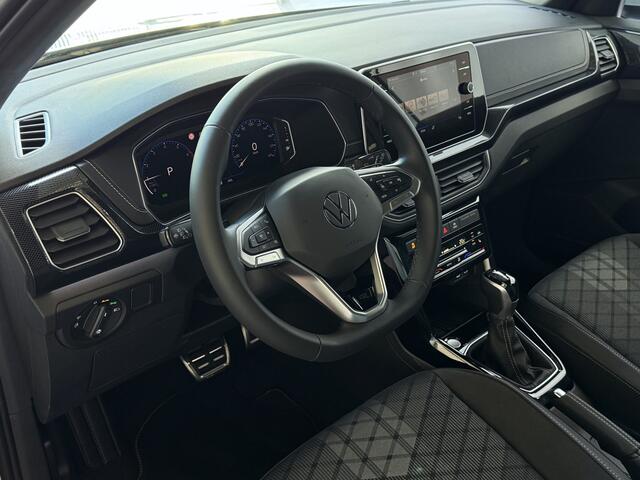 Volkswagen T-Cross TSI 115PK R-LINE EDITION KEYLESS TREKHAAK LED IQ CAMERA STOELVERW ?2025? "Volkswagen rijden begint bij Topautos.nl - 75 topmodellen direct op voorraad!"