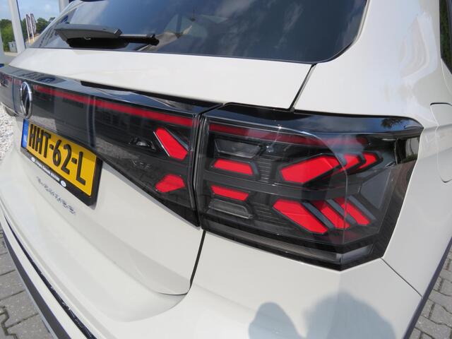 Volkswagen T-Cross 1.0 TSI R-Line ,NAVI,ADAP CRUISE,WINTER PAKKET,14958KM.
