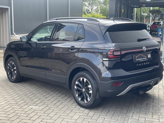 Volkswagen T-Cross 1.0 TSI AUTOMAAT LIFE / VIRTUAL /TREKHAAK / CARPLAY / RIJKLAAR