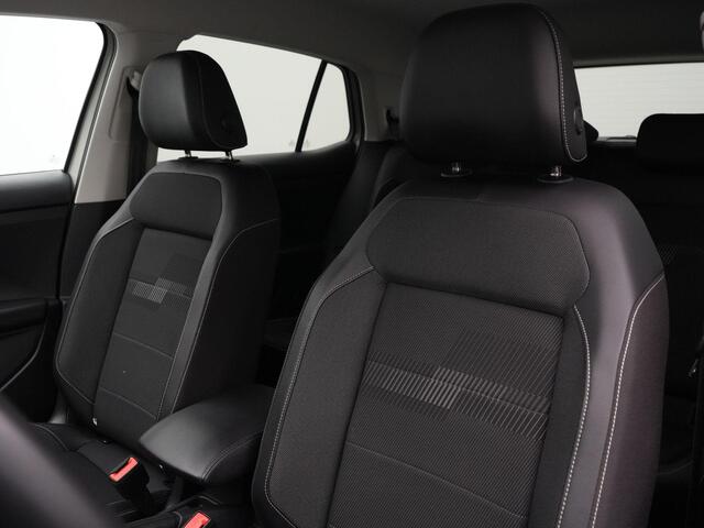 Volkswagen T-Cross 1.0 TSI 115 pk DSG Life Business | Achteruitrijcamera | Navigatie | Stoelverwarming | Adaptive Cruise
