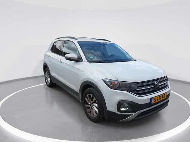 Volkswagen T-Cross 1.0 Tsi 110pk DSG Life · Apple/Android Car Play · Camera · Navigatie · P-Sensoren · Climatronic · 16'' Inch · 27-01-2027 of 100.000km