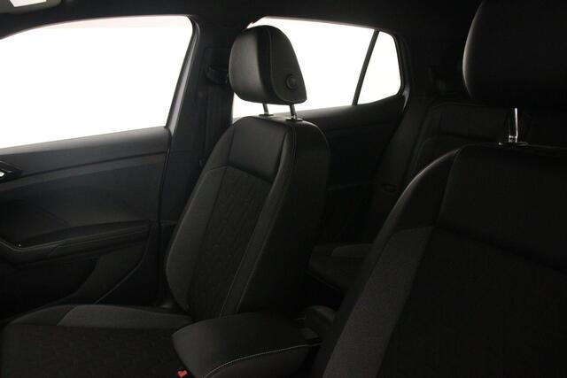 Volkswagen T-Cross Life Edition 1.0 TSI 115pk DSG Automaat Trekhaak, Adaptive cruise control, Achteruitrijcamera, LED koplampen, Navigatie, Parkeersensoren