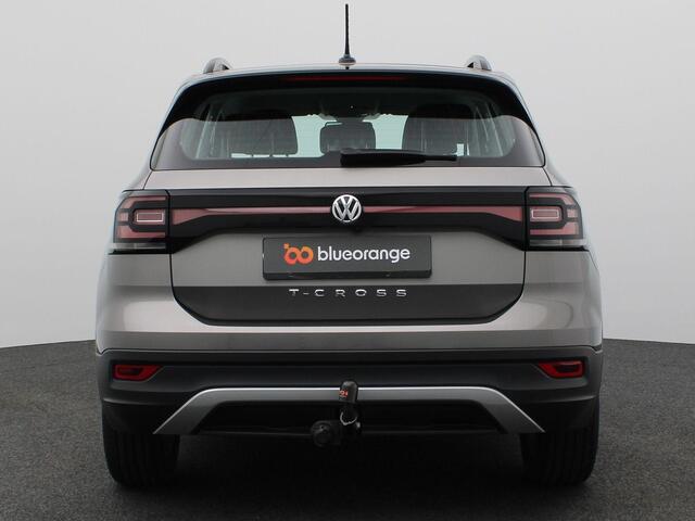 Volkswagen T-Cross 1.0 TSI Life 95PK Achteruitrijcamera, Adaptieve Cruise Controle, Clima, Elektr. inklapbare buitenspiegels, 16" LM velgen