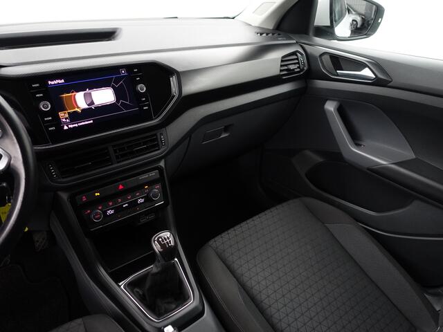Volkswagen T-Cross 1.0 TSI R line- CarPlay, Ada cruise, Park Assist, Clima, Navi, Elek Spiegel Pakket
