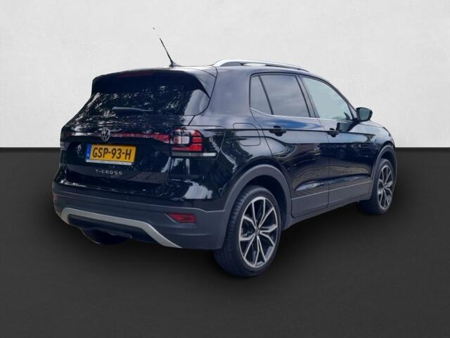 Volkswagen T-Cross 1.5 TSI R-Line Business STOELVERWARMING / APPLE CARPLAY / ANDRIOD AUTO / ACHTERUITRIJCAMERA