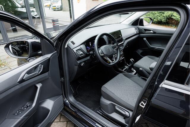 Volkswagen T-Cross 1.0 TSI Life Edition Apple Carplay - Climatronic - Actieve Cruise