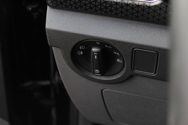 Volkswagen T-Cross 1.0 TSI Style | camera | trekhaak | navi