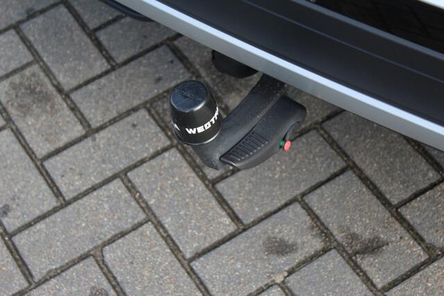 Volkswagen T-Cross 1.0 TSI Style | camera | trekhaak | navi