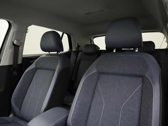 Volkswagen T-Cross 1.0TSI/116PK Style DSG · Stoelverwarming · Navigatie · Parkeersensoren · Apple/Android