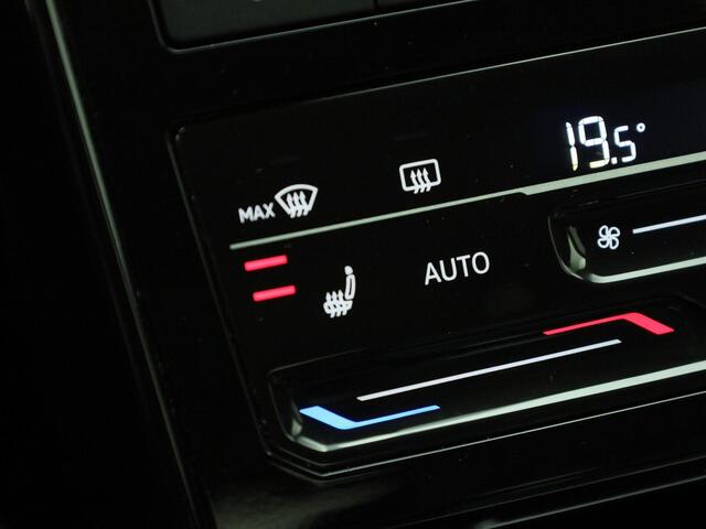 Volkswagen T-Cross 1.0TSI/116PK Style DSG · Stoelverwarming · Navigatie · Parkeersensoren · Apple/Android