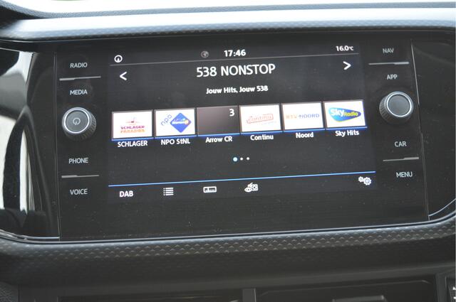 Volkswagen T-Cross 1.0 TSI Life Nap / 58000KM! / 1e eigen. / Addapt.cruise / Apple, android