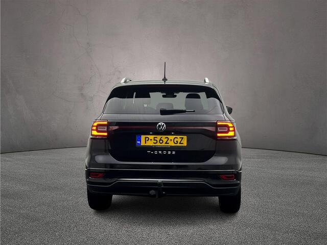 Volkswagen T-Cross Style Business R 1.5 TSI 150pk DSG Automaat Trekhaak, Adaptive cruise control, Achteruitrijcamera, Stoelverwarming, Navigatie,