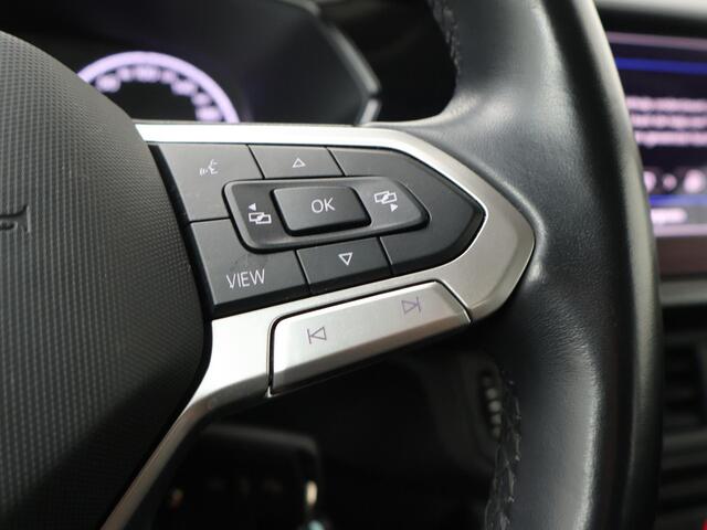 Volkswagen T-Cross 1.0 TSI Life | 95 PK | Navigatiesysteem | Parkeersensoren | Adaptive cruise control |