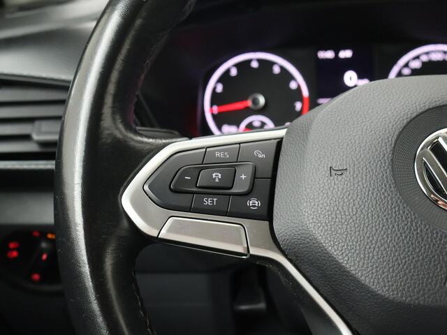Volkswagen T-Cross 1.0 TSI Life Multimedia Executive | Navigatie | Achteruitrijcamera | PDC V+A |