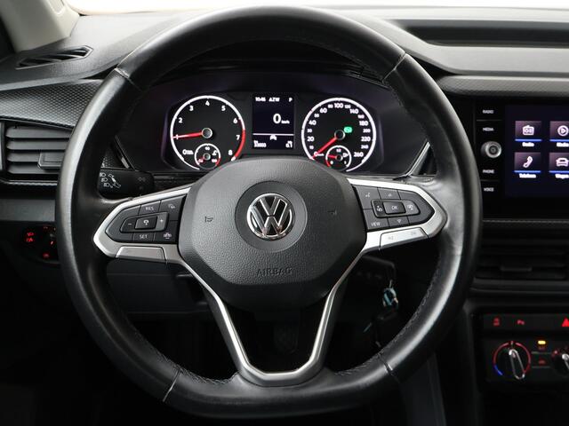Volkswagen T-Cross 1.0 TSI Life | 115 PK | Automaat | Navigatiesysteem | Parkeersensoren |