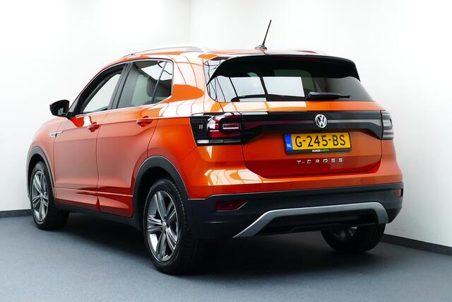 Volkswagen T-Cross 1.0 116pk TSI Style R-Line. Virt Cockpit, Adaptief Cruise, Navi, Led, 17"LMV, Haak 1100kg