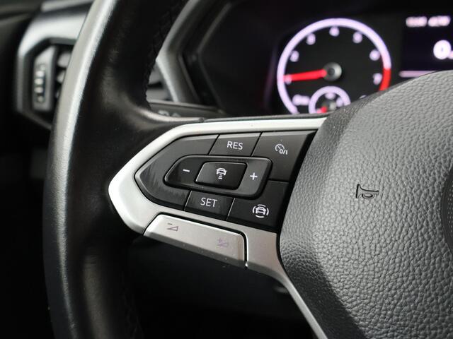 Volkswagen T-Cross 1.0 TSI Life | 95 PK | Navigatiesysteem | Parkeersensoren | Adaptive cruise control |