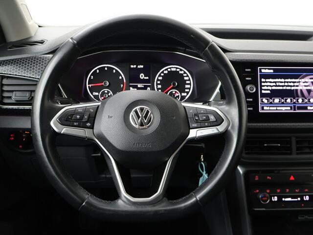 Volkswagen T-Cross 1.0 TSI Style | 115 PK | Achteruitrijcamera | Navigatiesysteem | Climate control |
