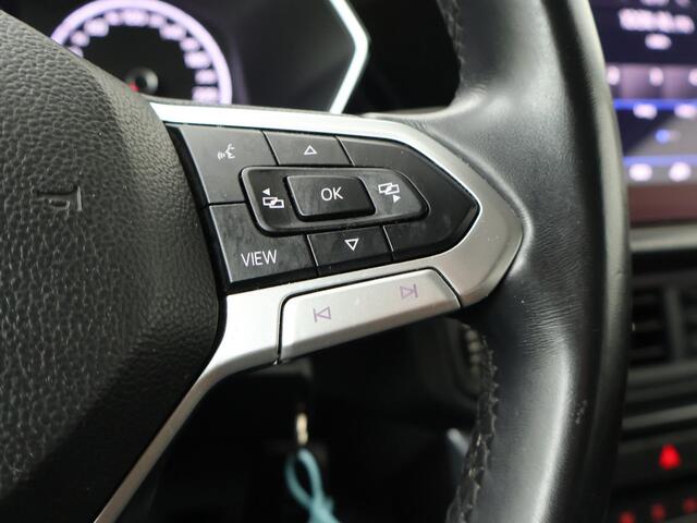 Volkswagen T-Cross 1.0 TSI Style | 115 PK | Achteruitrijcamera | Navigatiesysteem | Climate control |
