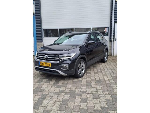 Volkswagen T-Cross 1.0 TSI STYLE Virtual Cockpit!